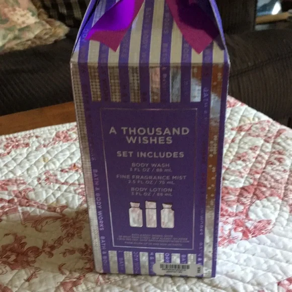 Bath & Body Works A Thousand Wishes Mini Gift Set - Picture 5 of 5
